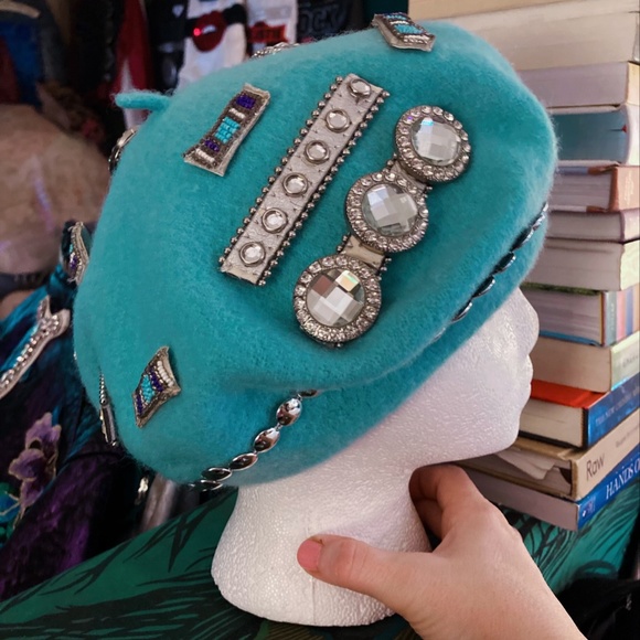 Baby Blue & Rhinestone Studded Beret main image 15